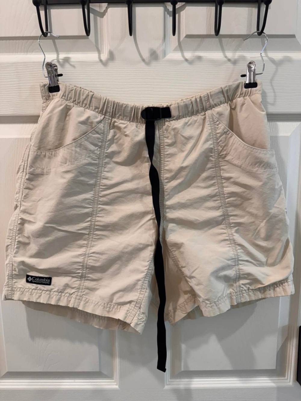 Columbia Men's Outdoor  Hiking Athletic Shorts with Black Drawstring Small